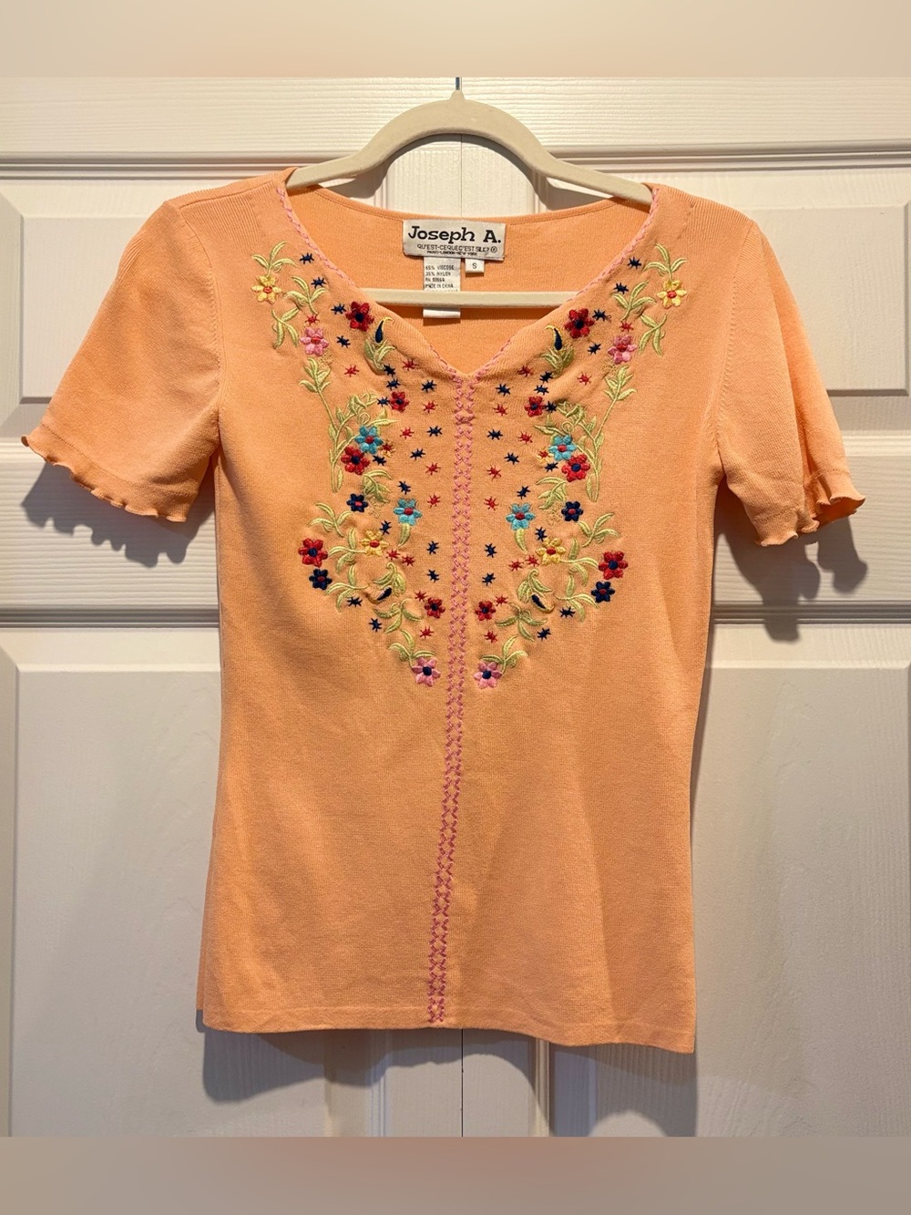 Joseph A. Vintage Peach Short-Sleeve Floral Embroidered Short Sleeve Top Sz S